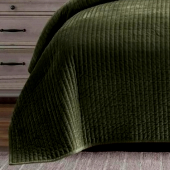 King Size Bed Army Green Striped Velvet Quilted Coverlet Bedspread Shams Set New - Picture 14 of 16
